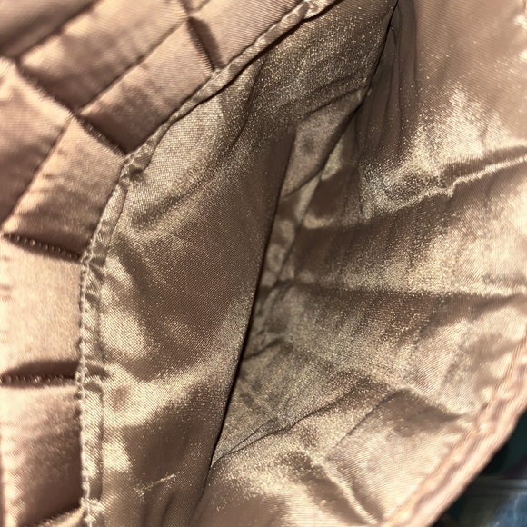 Lug - Picture 9 of 15